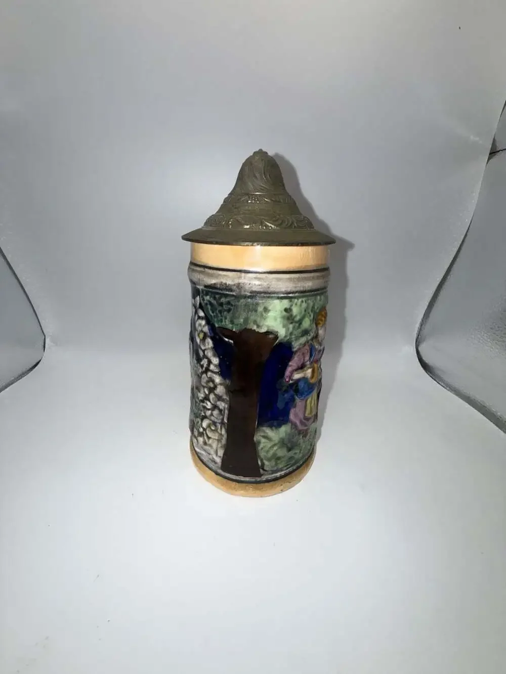 Unknown ceramic beer